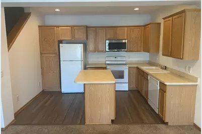11221 Aberdeen Street NE #I, Blaine, MN 55449 - Photo 32