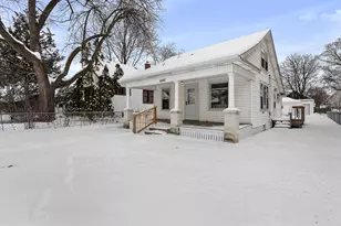 4047 38th Ave S, Minneapolis, MN 55406 - Photo 2