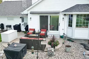 712 23rd St SE, Willmar, MN 56201 - Photo 8