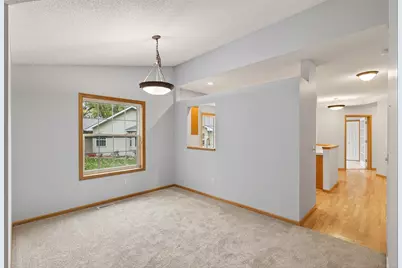 2099 Albemarle Court N, Roseville, MN 55113 - Photo 14