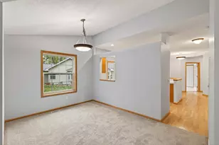 2099 Albemarle Ct N, Roseville, MN 55113 - Photo 14