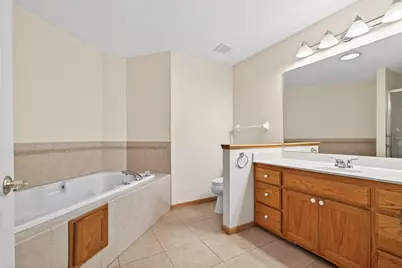 2099 Albemarle Court N, Roseville, MN 55113 - Photo 18