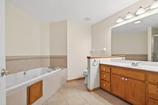 2099 Albemarle Ct N, Roseville, MN 55113 - Photo 18