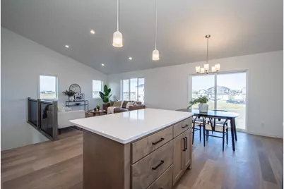 2408 38 Avenue S, Moorhead, MN 56560 - Photo 16