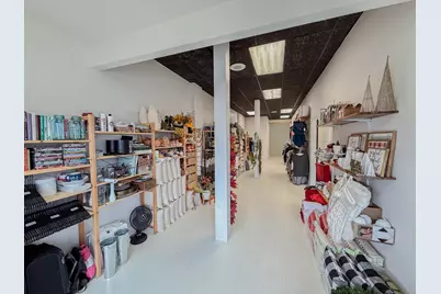 906 W Lincoln Avenue, Olivia, MN 56277 - Photo 10