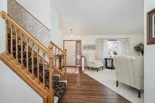 9106 Dunbar Knoll N, Brooklyn Park, MN 55443 - Photo 2