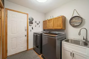 9106 Dunbar Knoll N, Brooklyn Park, MN 55443 - Photo 10