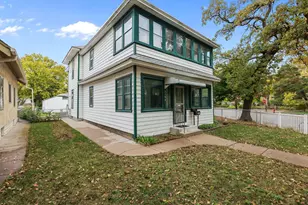 2704 41st Ave S, Minneapolis, MN 55406 - Photo 1