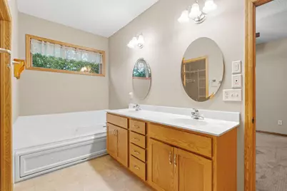 1372 Featherstone Road, Hastings, MN 55033 - Photo 32