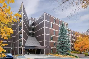 7220 York Ave S, Edina, MN 55435 - Photo 1