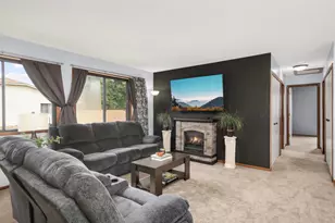 2536 Brookdale Ln, Brooklyn Park, MN 55444 - Photo 2