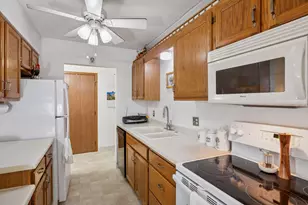 2601 Kenzie Terrace, Saint Anthony, MN 55418 - Photo 8