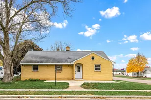 257 E McKinley Ave, Fall Creek, WI 54742 - Photo 2