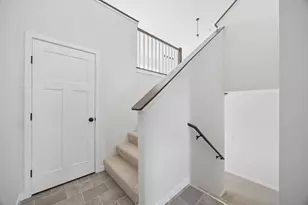 1104 45th Ave NE, Saint Cloud, MN 56304 - Photo 2