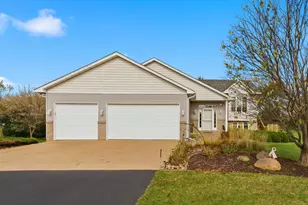 696 Buttercup Ct, Hudson, WI 54016 - Photo 1