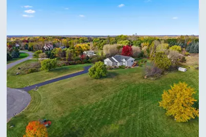 696 Buttercup Court, Hudson, WI 54016 - Photo 2