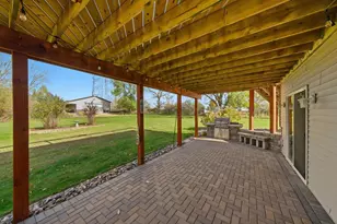 696 Buttercup Ct, Hudson, WI 54016 - Photo 24