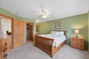 696 Buttercup Ct, Hudson, WI 54016 - Photo 12