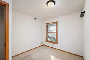 7200 Upton Ave S, Richfield, MN 55423 - Photo 8