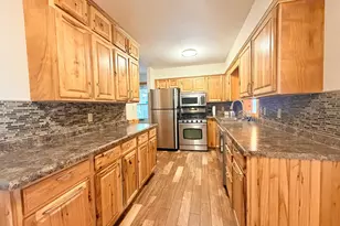 804 6th Ave SE, Pipestone, MN 56164 - Photo 8