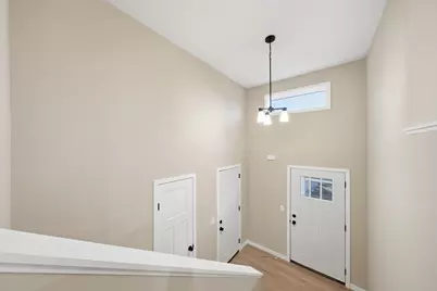 256 Dakota Avenue, Roberts, WI 54023 - Photo 8