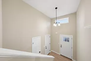 256 Dakota Ave, Roberts, WI 54023 - Photo 8