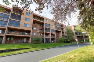 3320 Louisiana Ave S, Saint Louis Park, MN 55426 - Photo 2