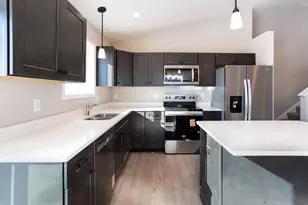 278 Eagle Ridge Dr, Roberts, WI 54023 - Photo 6