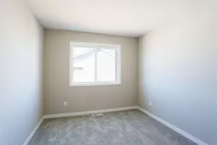 278 Eagle Ridge Dr, Roberts, WI 54023 - Photo 8