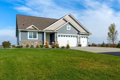 920 Amelia Court NE, Montgomery, MN 56069 - Photo 10