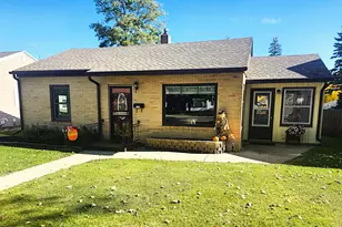 1405 Bryant St, Alexandria, MN 56308 - Photo 1