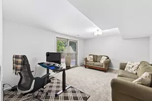 4156 Hilltop Ln, Eagan, MN 55123 - Photo 20