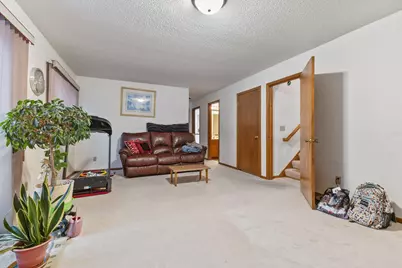 11159 Sumter Avenue S, Bloomington, MN 55438 - Photo 8