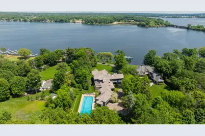 2657 Woodbridge Road, Minnetonka Beach, MN 55391 - Photo 2