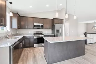 1001 Misty Meadow Blvd, Buffalo, MN 55313 - Photo 12