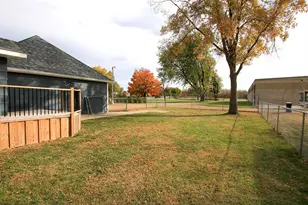 533 Huron St SE, Hutchinson, MN 55350 - Photo 26