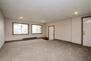 533 Huron St SE, Hutchinson, MN 55350 - Photo 12