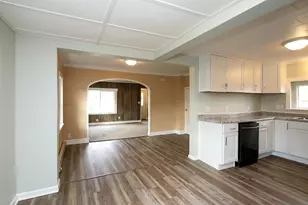 533 Huron St SE, Hutchinson, MN 55350 - Photo 8