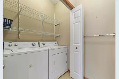 2712 Village Drive, Faribault, MN 55021 - Photo 28