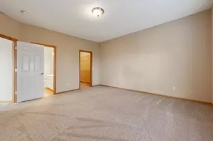 2712 Village Dr, Faribault, MN 55021 - Photo 24