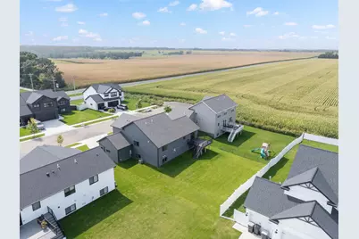 2449 Phoenix Road SW, Rochester, MN 55902 - Photo 2