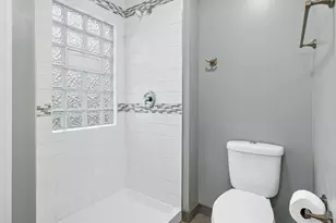 4635 Emerson Ave N, Minneapolis, MN 55412 - Photo 20