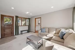 3940 Brunswick Ave S, Saint Louis Park, MN 55416 - Photo 14