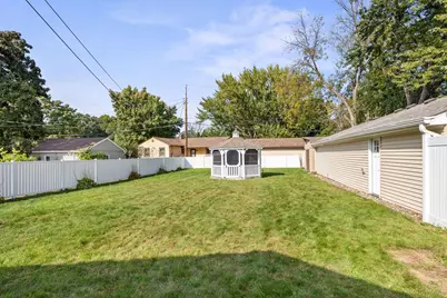 1435 Price Avenue, Maplewood, MN 55109 - Photo 16