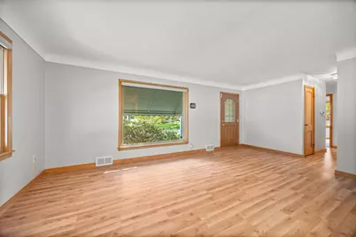 1435 Price Avenue, Maplewood, MN 55109 - Photo 4