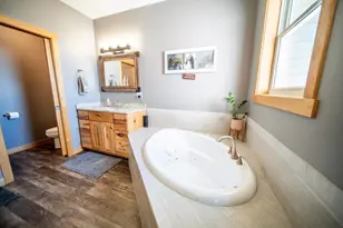 5892 Cambridge Hill Rd SE, Rochester, MN 55904 - Photo 48