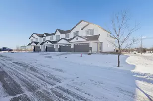 1108 45th Ave NE, Saint Cloud, MN 56304 - Photo 2