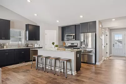 9290 62nd Street S, Cottage Grove, MN 55016 - Photo 1