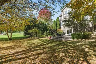 1658 Headwaters Ln, Woodbury, MN 55129 - Photo 10