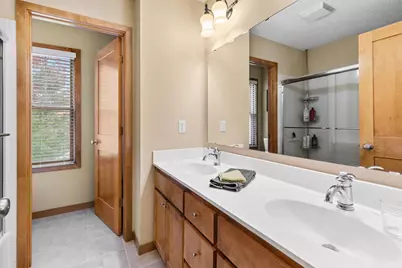 1658 Headwaters Lane, Woodbury, MN 55129 - Photo 34